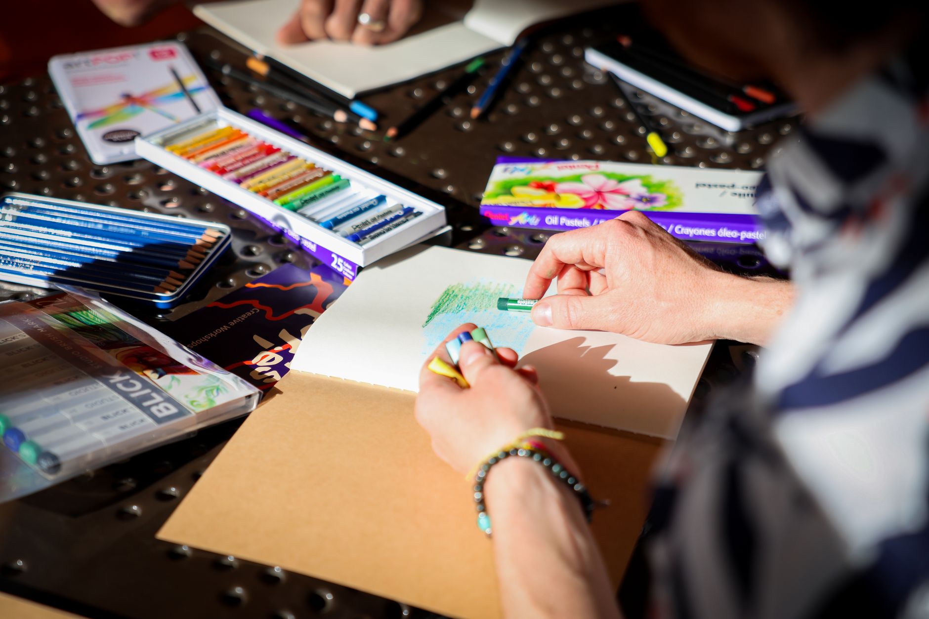 Cours de dessin équipe à Clermont-Ferrand